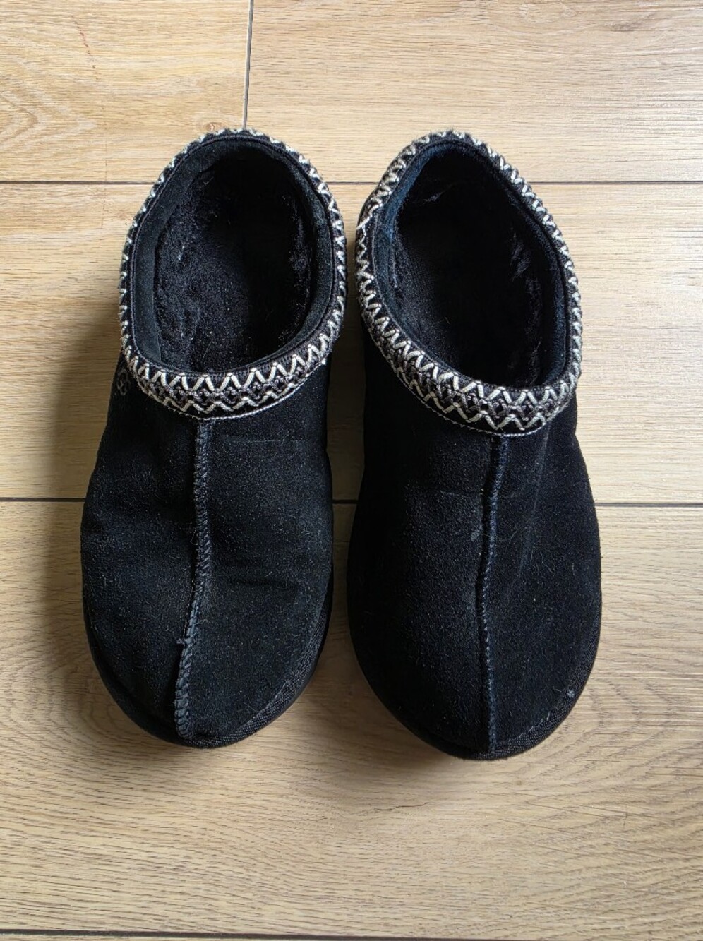 UGG TASMAN II Shoes Size 8
